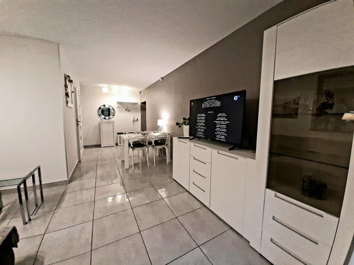 Apartamenty Aleksandry Apartament Przy Parku シフィノウイシチェ エクステリア 写真